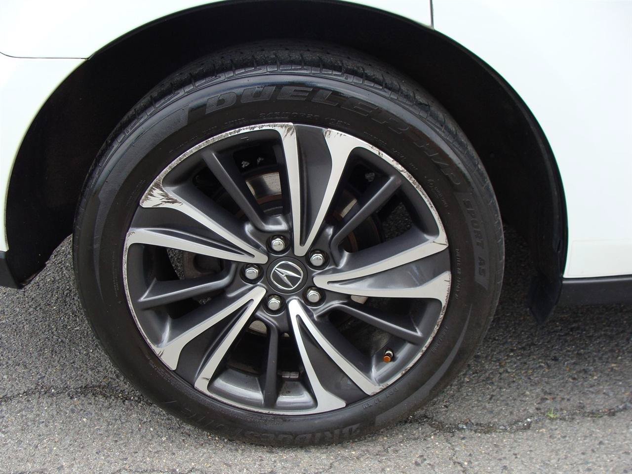 Used 2020 Acura MDX w/ Technology Package AWD/4WD image 38