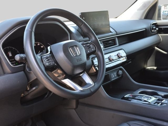 Certified 2025 Honda Pilot EX-L image 11