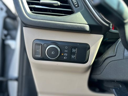 Used 2020 Ford Escape SEL image 22