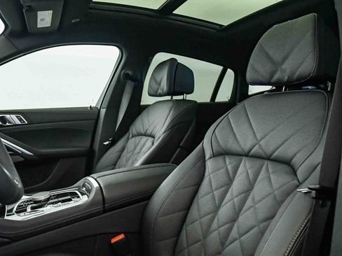 New 2026 BMW X6 xDrive40i w/ Climate Comfort Package image 20