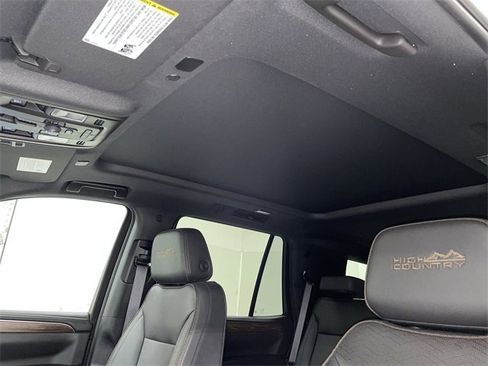 Used 2021 Chevrolet Tahoe High Country image 24