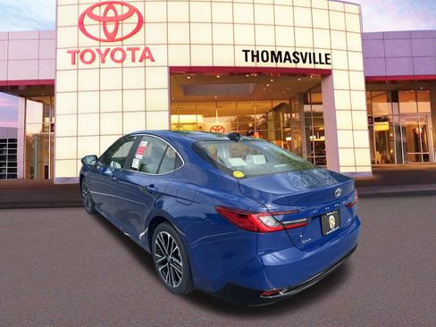 New 2025 Toyota Camry XLE w/ Premium Plus Package FWD image 7