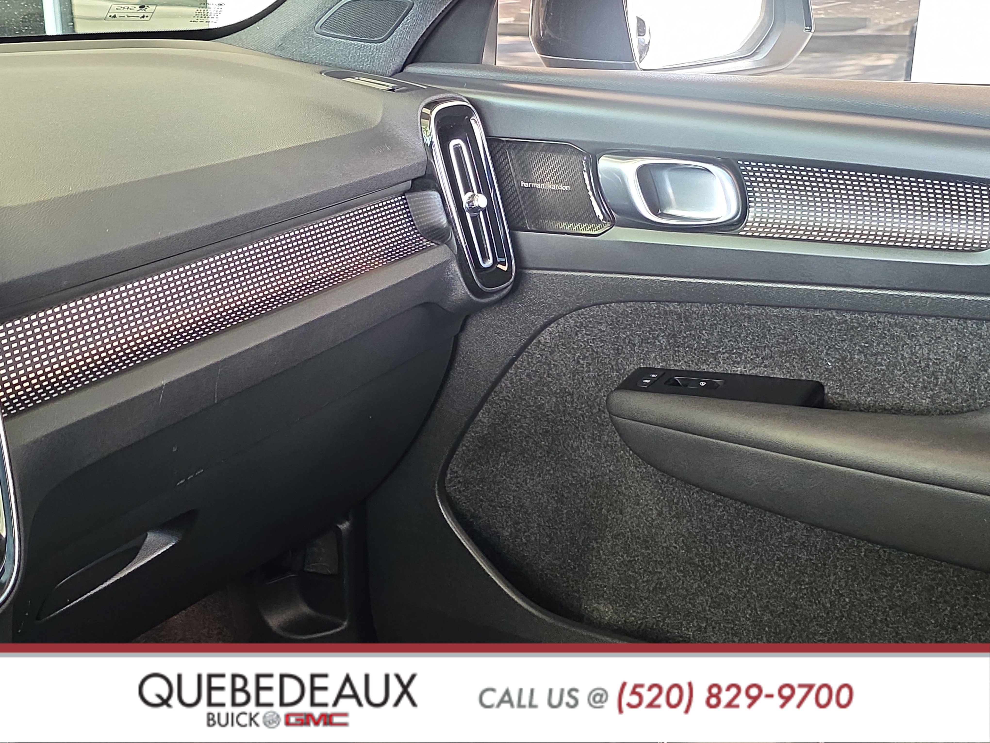 Used 2022 Volvo XC40 P8 Recharge Ultimate AWD/4WD image 21
