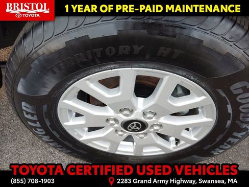 Certified 2025 Toyota Tacoma SR5 image 11