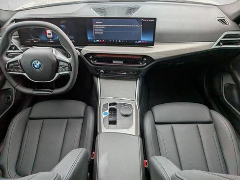 Used 2025 BMW i4 eDrive40 RWD image 18