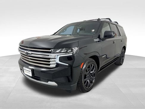Used 2023 Chevrolet Tahoe High Country AWD/4WD image 3