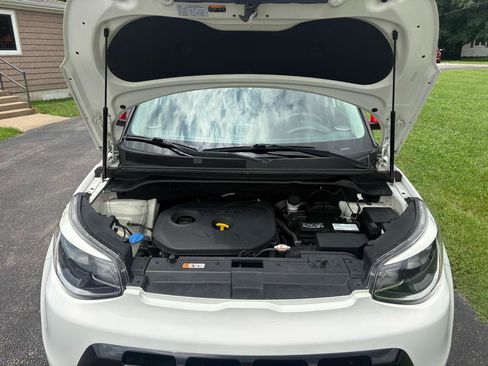 Used 2016 Kia Soul + w/ Designer's Package FWD image 7