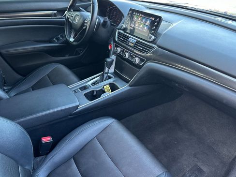 Used 2019 Honda Accord Sport image 17