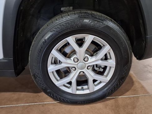 Certified 2021 Jeep Grand Cherokee L Limited image 27