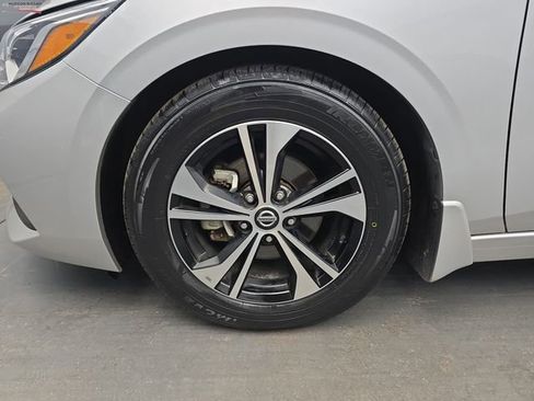 Used 2020 Nissan Sentra SV image 15