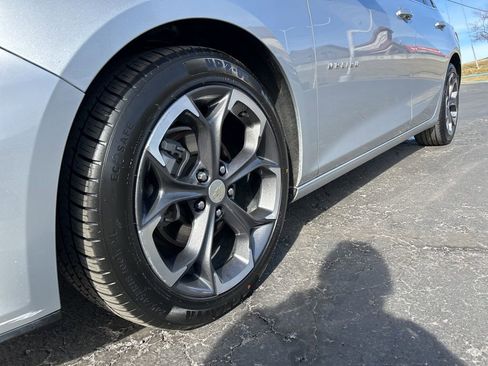 Used 2022 Chevrolet Malibu LT image 11