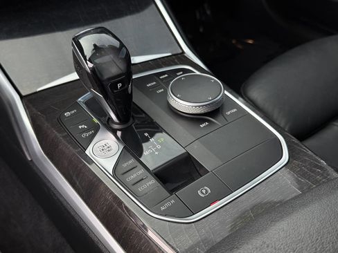 Used 2019 BMW 330i xDrive Sedan AWD/4WD image 25
