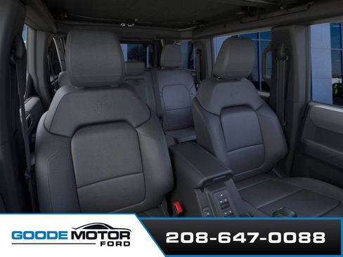 New 2025 Ford Bronco Big Bend w/ Black Diamond Package AWD/4WD image 10