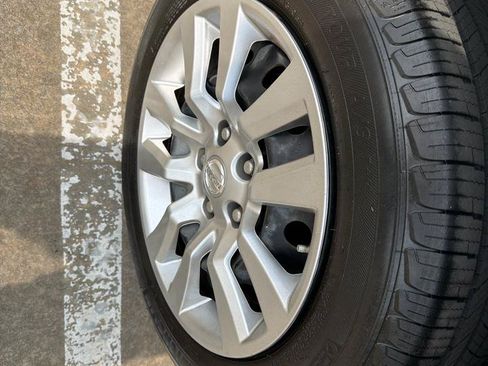 Used 2015 Nissan Altima 2.5 S w/ Power Driver Seat Package FWD image 38
