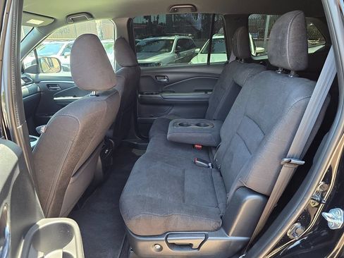 Used 2022 Honda Pilot Sport image 21