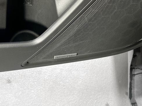 Used 2023 Subaru Outback Limited image 18