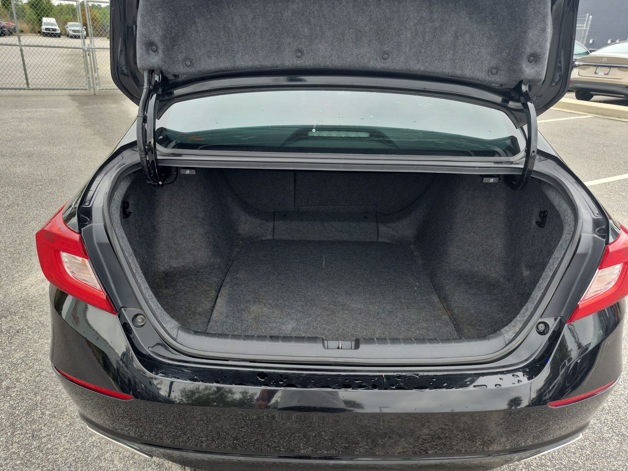 Used 2018 Honda Accord Sport image 29