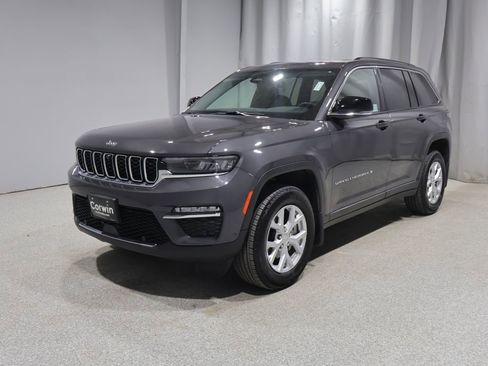 Certified 2023 Jeep Grand Cherokee Limited w/ Luxury Tech Group II AWD/4WD image 7
