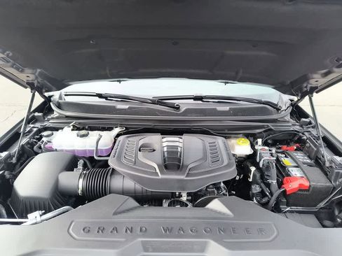 New 2026 Jeep Grand Wagoneer Summit w/ Premium Group III image 27