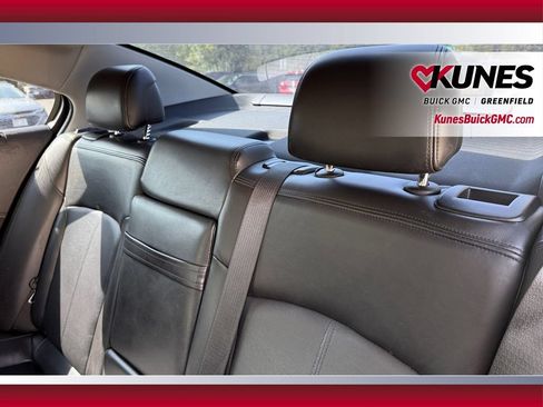 Used 2011 Buick LaCrosse CXL w/ Luxury Package FWD image 29