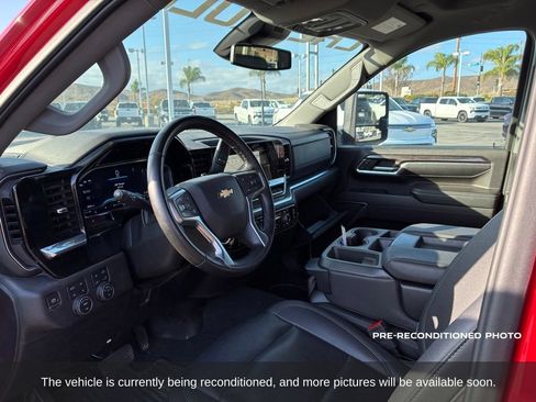 Used 2024 Chevrolet Silverado 3500 LTZ AWD/4WD image 11