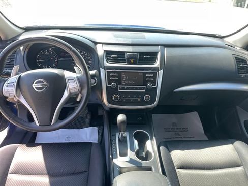 Used 2016 Nissan Altima 2.5 SR w/ LED Appearance Package FWD image 22