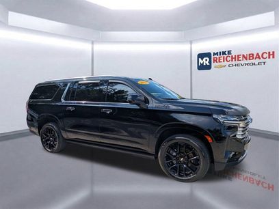 Used 2023 Chevrolet Suburban High Country w/ Premium Package 2