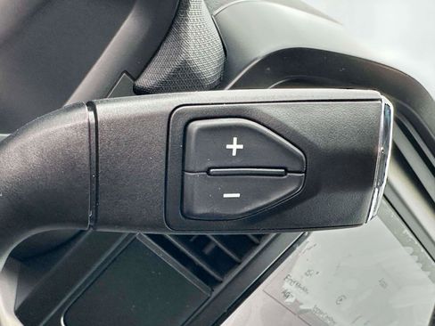 Used 2025 Ford F150 XL image 18