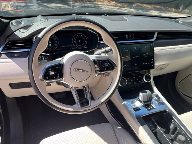 Certified 2026 Jaguar F-PACE R-Dynamic S AWD/4WD image 6