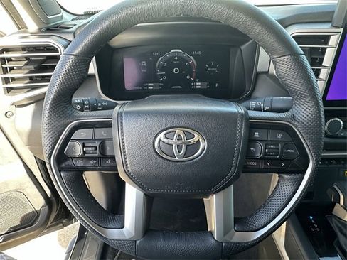 Used 2024 Toyota Tundra Limited image 12