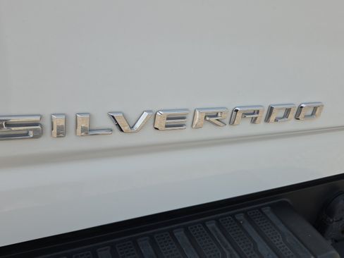 Certified 2025 Chevrolet Silverado 2500 Custom w/ Custom Value Package AWD/4WD image 29