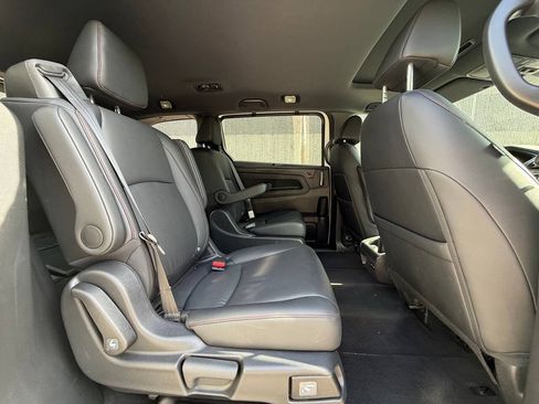 Used 2025 Honda Odyssey Sport-L image 19