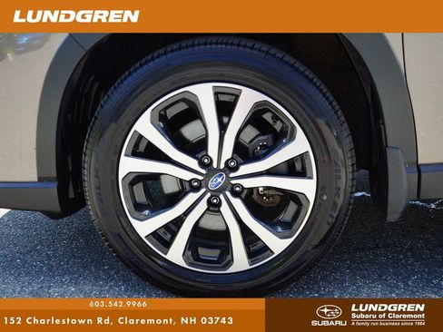 Used 2023 Subaru Forester Limited AWD/4WD image 46