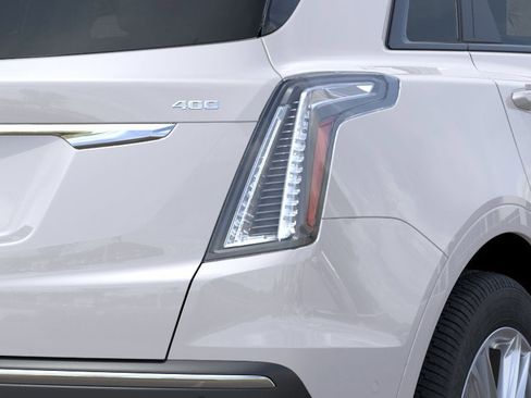 New 2026 Cadillac XT5 Sportv AWD/4WD image 11