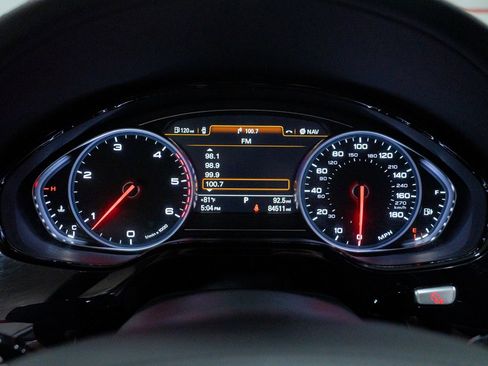 Used 2015 Audi A8 L TDI w/ Premium Package image 36