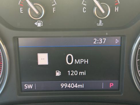 Used 2021 Buick Enclave Essence w/ Sound and Sites Package image 18