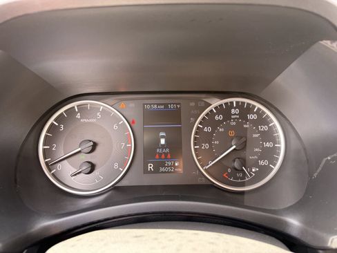 Used 2024 Nissan Sentra S FWD image 27