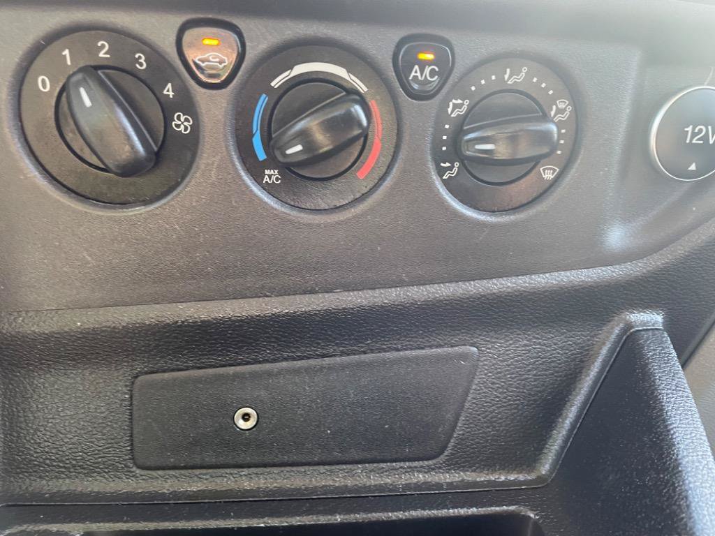 Used 2019 Ford Transit 150 XLT RWD image 11