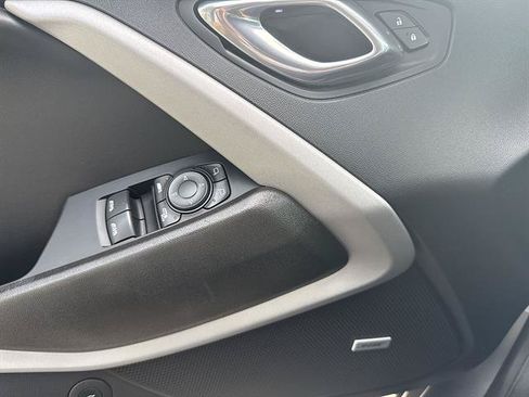 Used 2021 Chevrolet Camaro LT w/ Technology Package RWD image 43