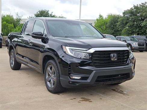 Used 2023 Honda Ridgeline RTL-E image 2