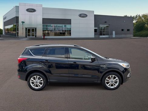 Used 2019 Ford Escape SEL FWD image 10