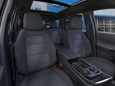 New 2026 Chevrolet Equinox LT AWD/4WD image 16