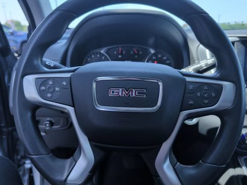 Used 2024 GMC Terrain SLE w/ Driver Convenience Package FWD image 13
