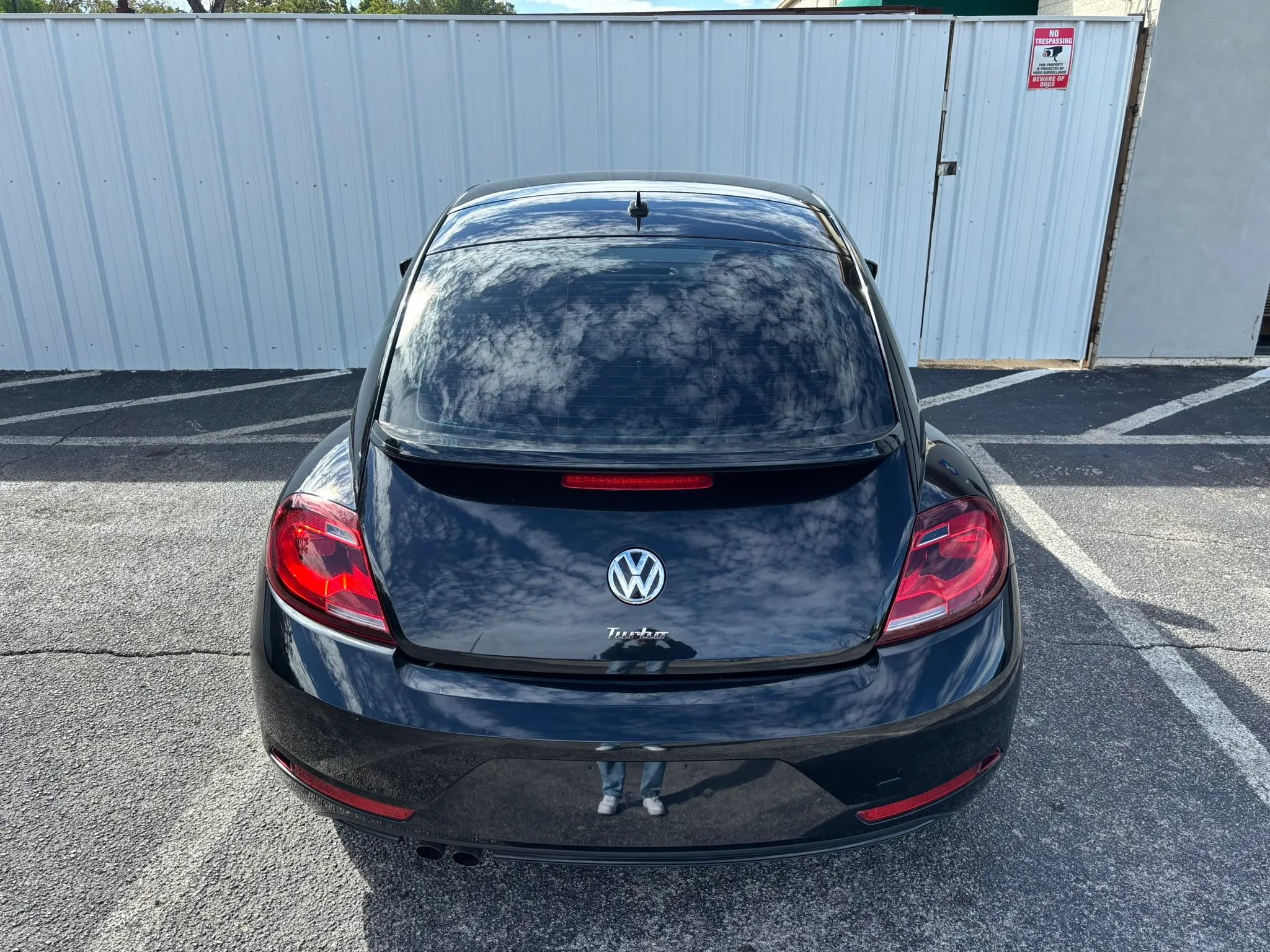 Used 2018 Volkswagen Beetle 2.0T S FWD image 4