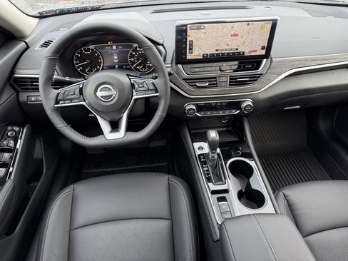 New 2025 Nissan Altima 2.5 SL image 19