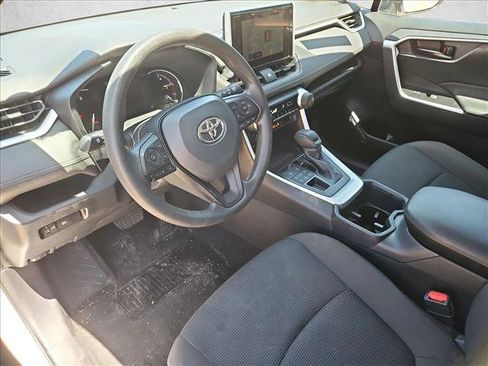Used 2025 Toyota RAV4 LE AWD/4WD image 12