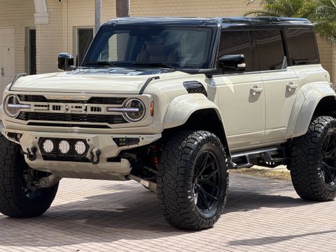 Used 2025 Ford Bronco Raptor AWD/4WD image 41