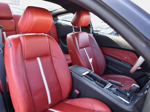 Used 2013 Ford Mustang GT Premium w/ Brembo Brake Pkg RWD image 14