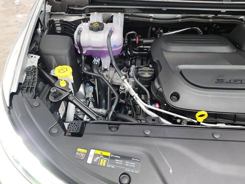 New 2026 Chrysler Pacifica Select image 48