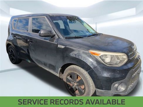 Used 2018 Kia Soul Base image 3